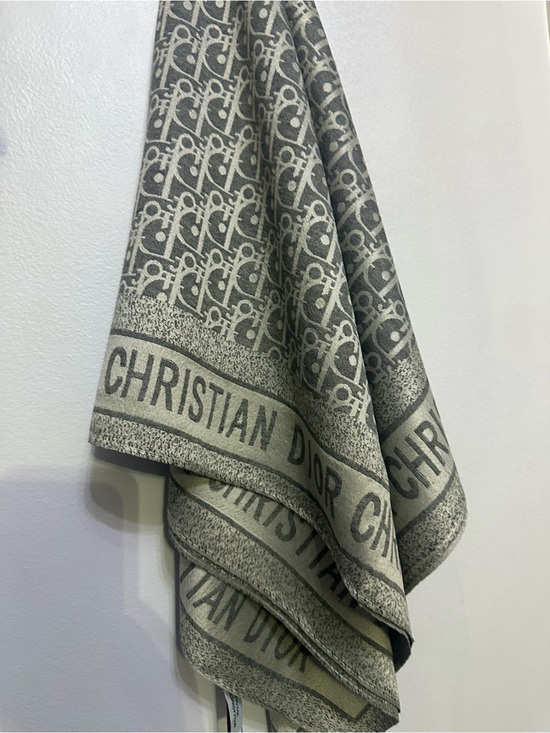 Accessories - New Dior logo silk blend scarf Gray 38”x38” bandana